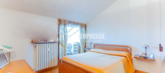 Apartamento de 3 habitaciónes en Magenta, Italy No. 175003 3