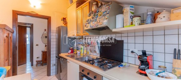 Apartamento de 3 habitaciónes en Magenta, Italy No. 175003 2