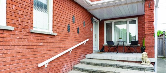 Casa de 5 dormitorios en Vaughan, Canada No. 384 3