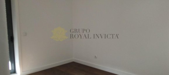 4 bedrooms Apartment in Porto, Portugal No. 78941 21