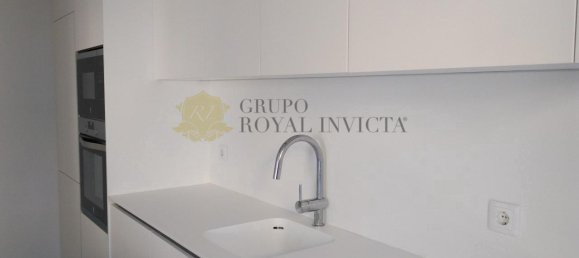 4 bedrooms Apartment in Porto, Portugal No. 78941 24