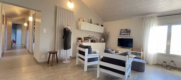 Дом с 3 спальнями в Ламот-Монтравель, Франция № 341186 12