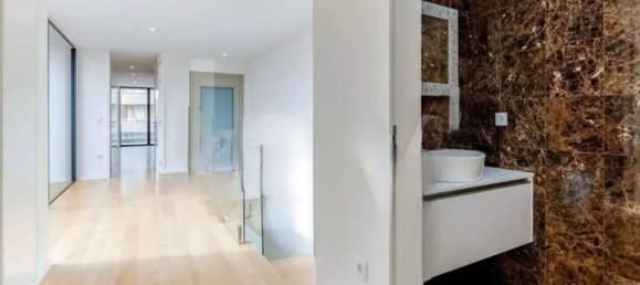 3 chambres Maison à Madalena, Portugal No. 136237 9