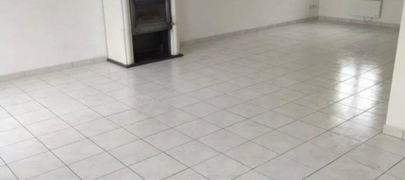 3 bedrooms House in Douchy-Montcorbon, France No. 259081 3