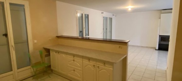 3 bedrooms House in Douchy-Montcorbon, France No. 259081 4