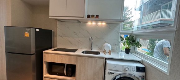 Studio in the Condo in Nai Yang, Thailand No. 8434 5