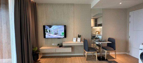 Studio in the Condo in Nai Yang, Thailand No. 8434 17