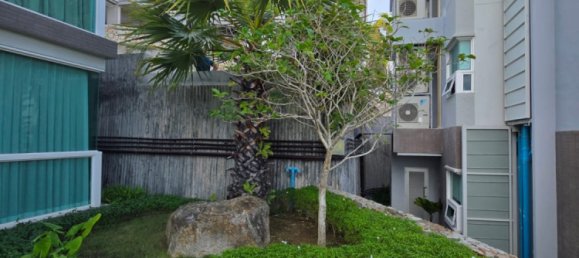 Studio in the Condo in Nai Yang, Thailand No. 8434 23