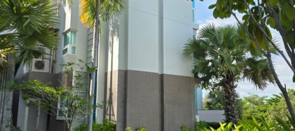 Studio in the Condo in Nai Yang, Thailand No. 8434 24