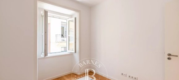 2 bedrooms Apartment in Lisbon, Portugal No. 237431 10