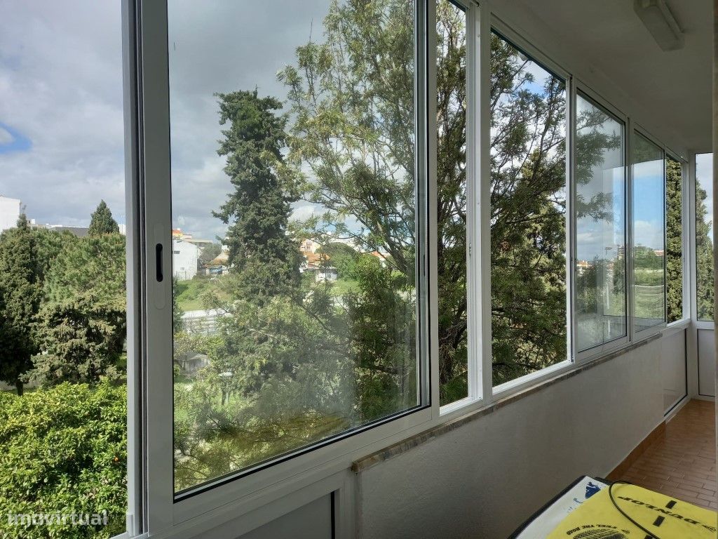 3 bedrooms Apartment in Almada, Portugal No. 156084