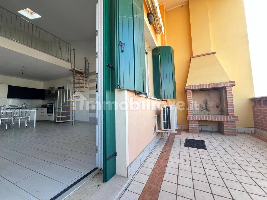 2 bedrooms Apartment in Veronella, Italy No. 370360