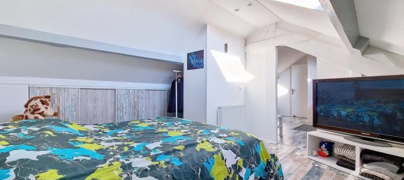 Dúplex de 2 dormitorios en Chennevieres-sur-Marne, France No. 134394 10