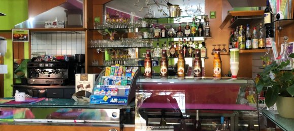 80m² Commercial property in Veneto, Italy No. 64904 15