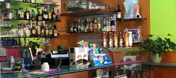 80m² Commercial property in Veneto, Italy No. 64904 7