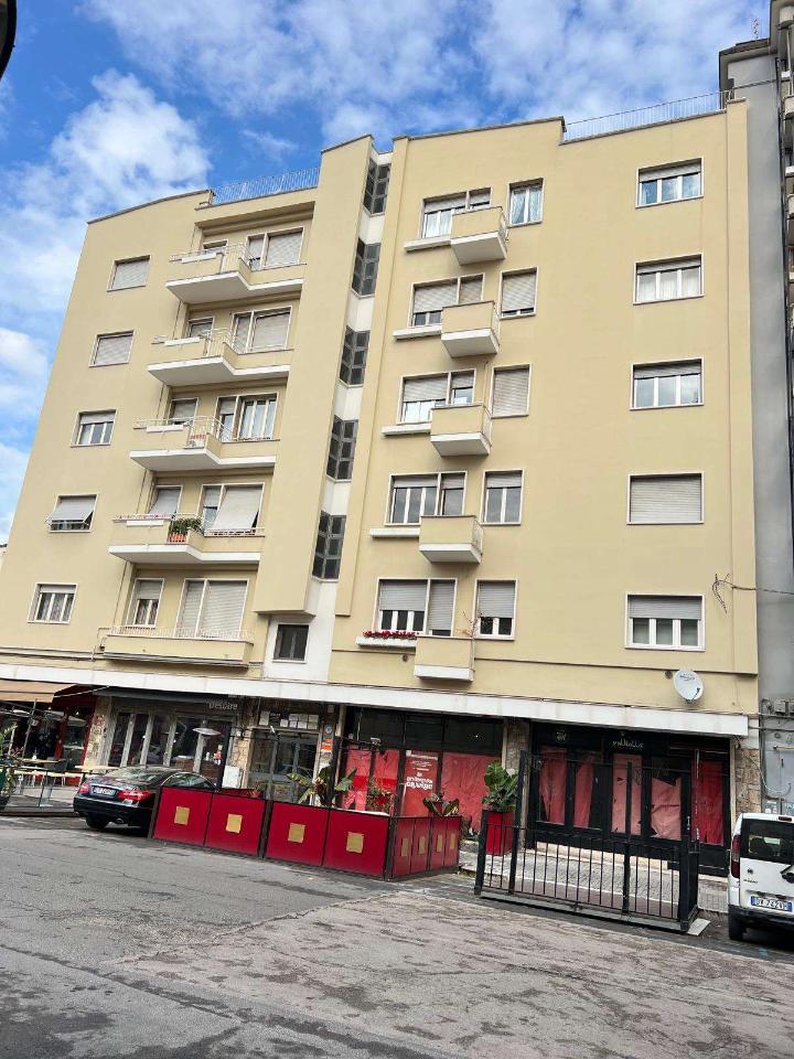 Apartamento de 2 divisões em Latina, Italy N.º 230362