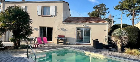 5 chambres Villa à La Tremblade, France No. 357466 2