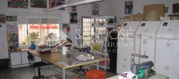 Коммерческая недвижимость 270м² в Новельда, Испания № 93387 3