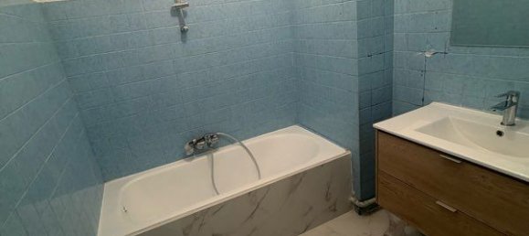 4-salle Appartement à Borgo, France No. 355886 2