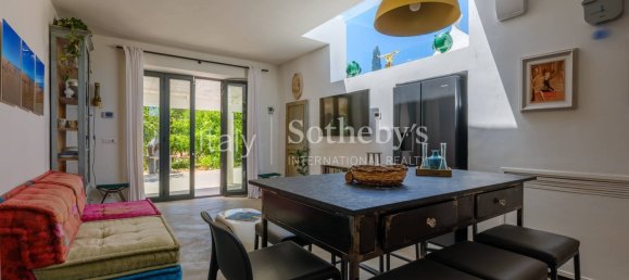 4 bedrooms House in Ceglie Messapica, Italy No. 295117 5