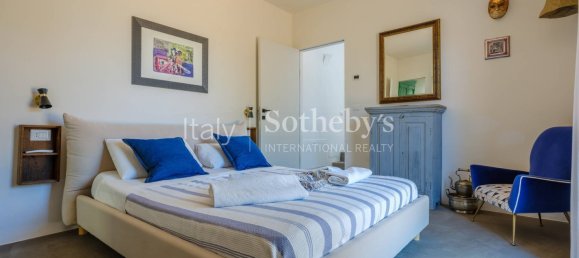 4 bedrooms House in Ceglie Messapica, Italy No. 295117 14