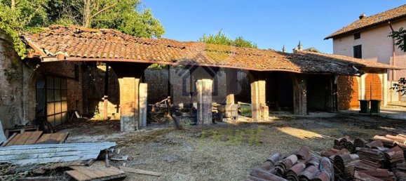 3 bedrooms House in Casalpusterlengo, Italy No. 378489 4