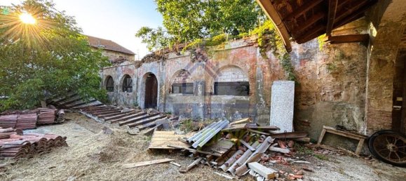 3 bedrooms House in Casalpusterlengo, Italy No. 378489 3