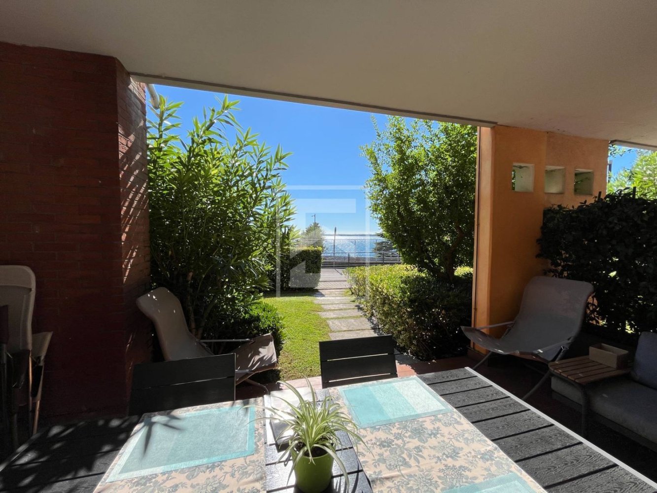 2 rooms Apartment in Padenghe sul Garda, Italy No. 335591