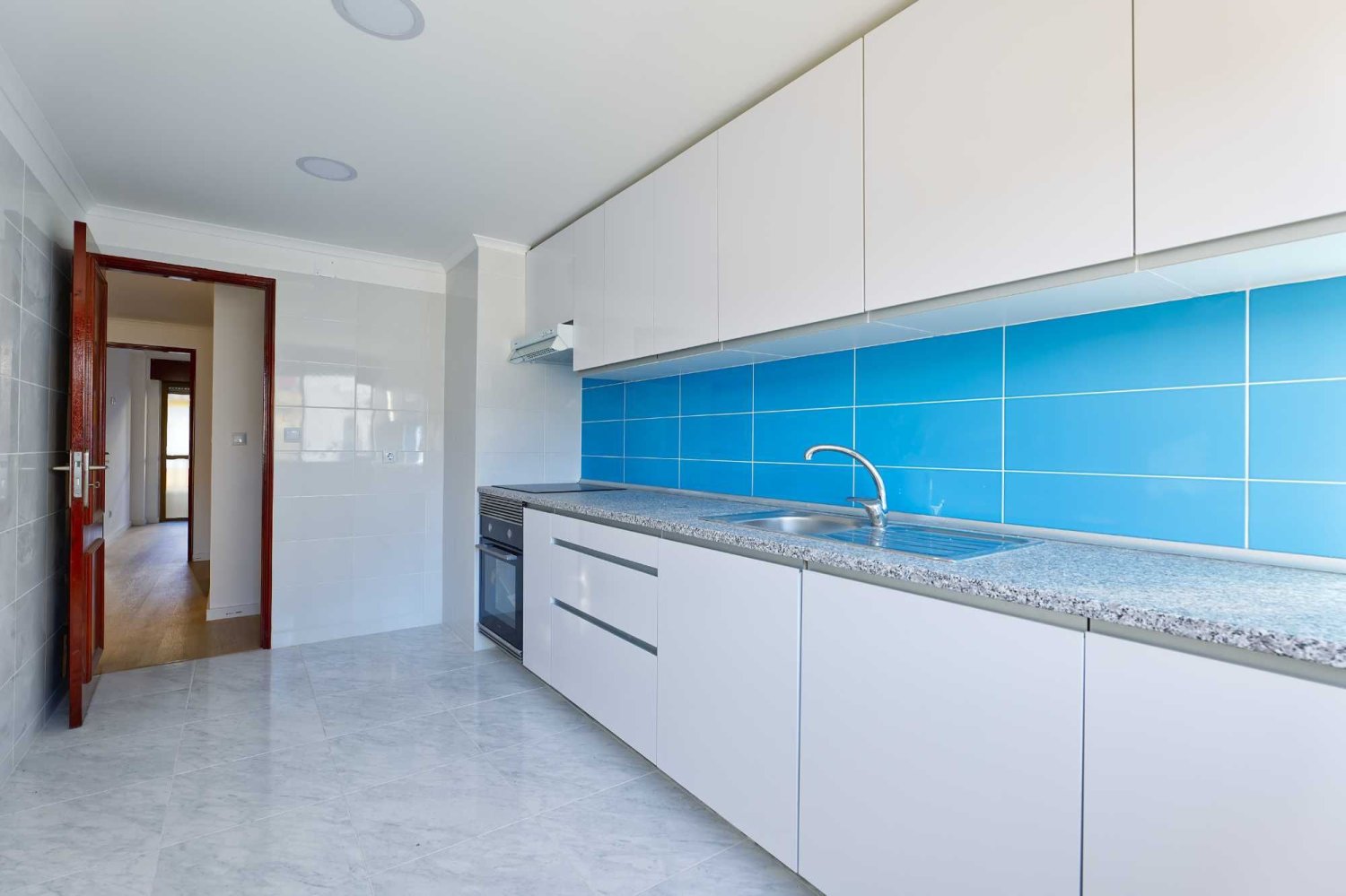 2 bedrooms Apartment in Amadora, Portugal No. 345223