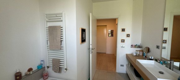 5 bedrooms House in Fombio, Italy No. 361190 13