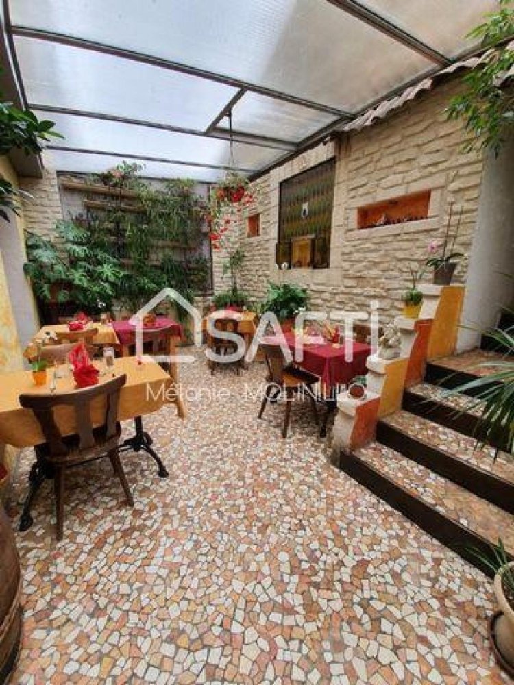 Bureau à Stenay, France 360m² No. 18328