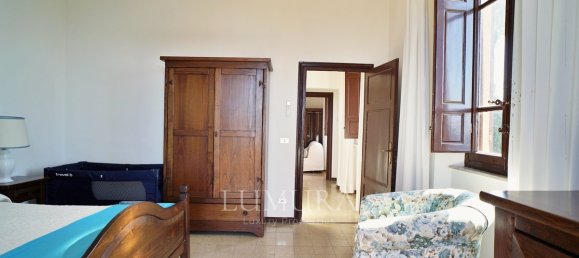 6 bedrooms Villa in Massarosa, Italy No. 235038 33