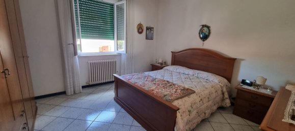 4 rooms Apartment in Macerata, Italy No. 257770 11