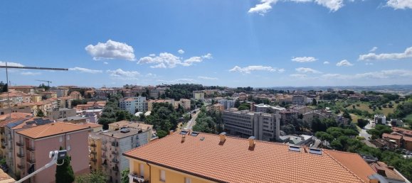 4 rooms Apartment in Macerata, Italy No. 257770 27