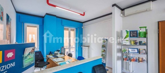 Apartamento de 4 dormitorios en Ponte San Pietro, Italy No. 288105 10