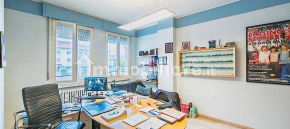 Apartamento de 4 dormitorios en Ponte San Pietro, Italy No. 288105 18