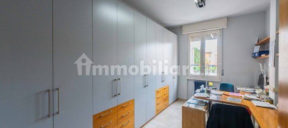 Apartamento de 4 dormitorios en Ponte San Pietro, Italy No. 288105 13
