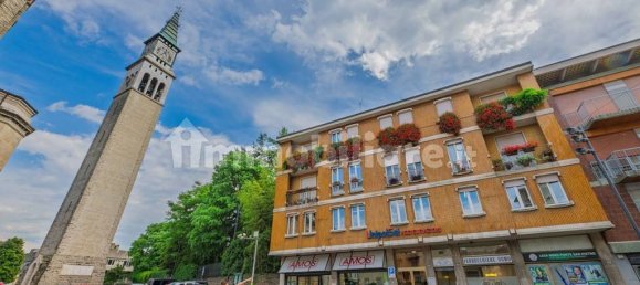 Apartamento de 4 dormitorios en Ponte San Pietro, Italy No. 288105 33