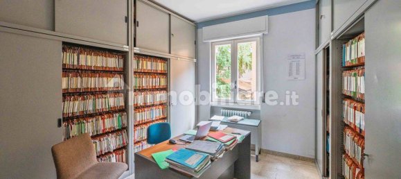 Apartamento de 4 dormitorios en Ponte San Pietro, Italy No. 288105 22