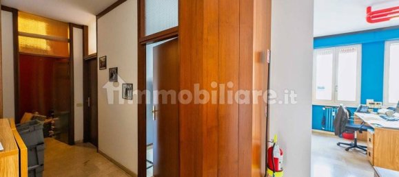 Apartamento de 4 dormitorios en Ponte San Pietro, Italy No. 288105 12