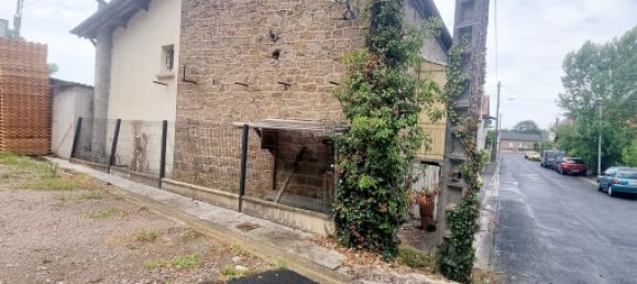 3 bedrooms House in Brive-la-Gaillarde, France No. 357731 3