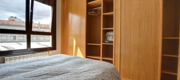 Apartamento de 2 dormitorios en Gijón, Spain No. 172728 10