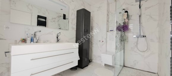 Casa de 4 dormitorios en Luzarches, France No. 162593 9