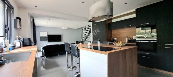 Casa de 4 dormitorios en Luzarches, France No. 162593 13