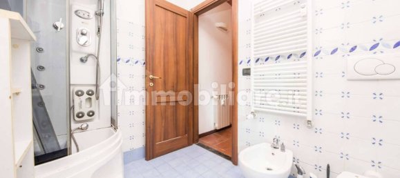 Apartamento de 1 dormitorio en Genoa, Italy No. 301533 14