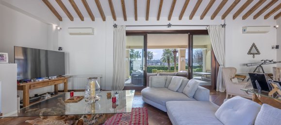 5 bedrooms Villa in Cadiz, Spain No. 133961 13