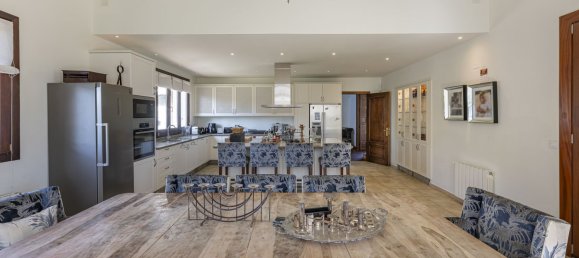 5 bedrooms Villa in Cadiz, Spain No. 133961 18