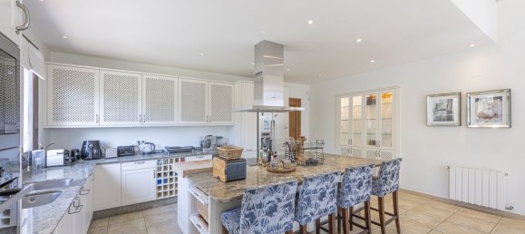 5 bedrooms Villa in Cadiz, Spain No. 133961 17