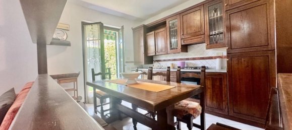 2 bedrooms Villa in Massa, Italy No. 355302 10