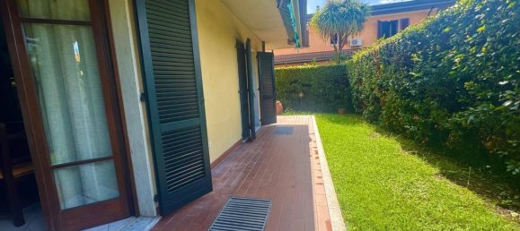 2 bedrooms Villa in Massa, Italy No. 355302 11